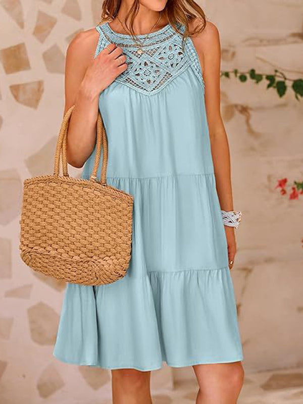 Abito a trapezio plissettato in tinta unita con cucitura divisa e scollatura rotonda minidress