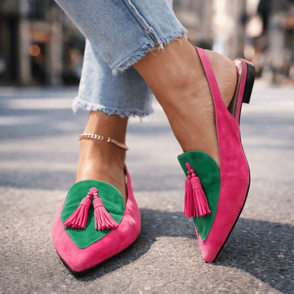 Eliza | Sandali con cinturini e pon pon