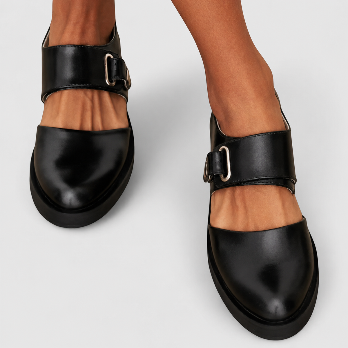 Vânia - Scarpe retro eleganti con un tocco moderno