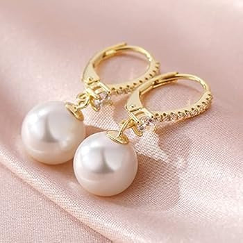 Orecchini a goccia di perle bianche pendenti